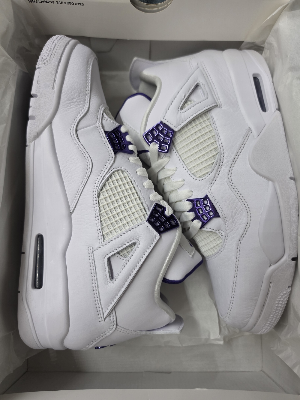 Jordan 4 Metallic Purple
